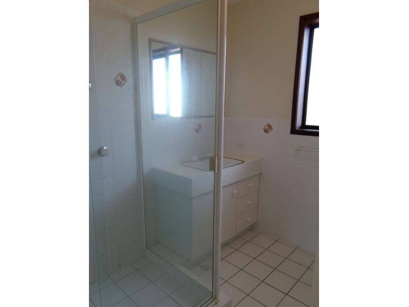 8, 8/32 Imperial Parade, Labrador QLD 4215