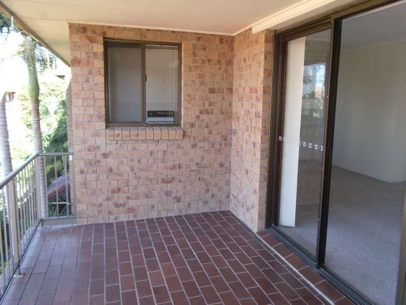 8, 8/32 Imperial Parade, Labrador QLD 4215