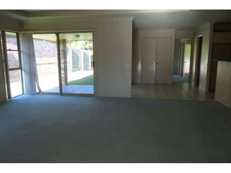 34 Meadowbank Drive, Upper Coomera QLD 4209