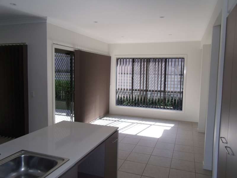44 Stringybark Place, Molendinar QLD 4214
