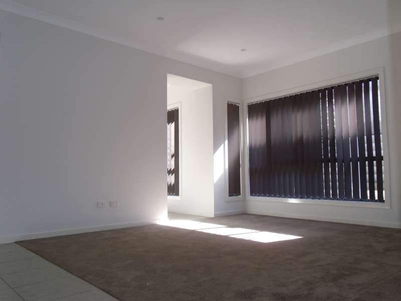44 Stringybark Place, Molendinar QLD 4214