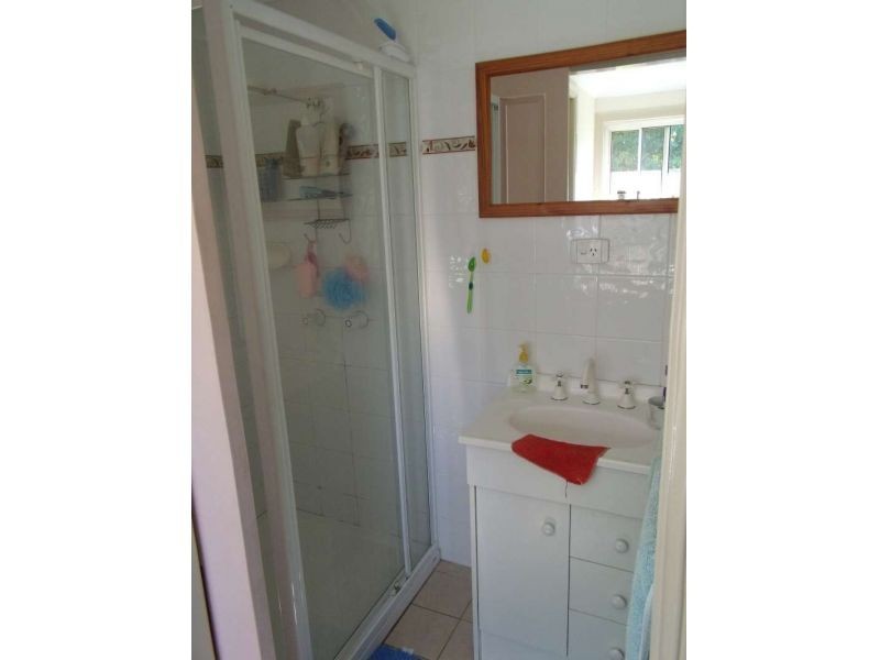 27 Baratta Street, Southport QLD 4215