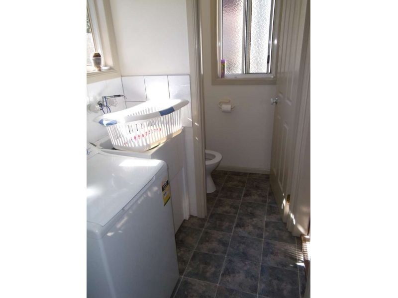 27 Baratta Street, Southport QLD 4215