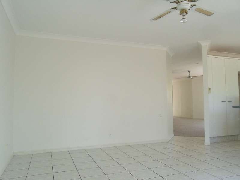 145 Henry Cotton Drive, Parkwood QLD 4214