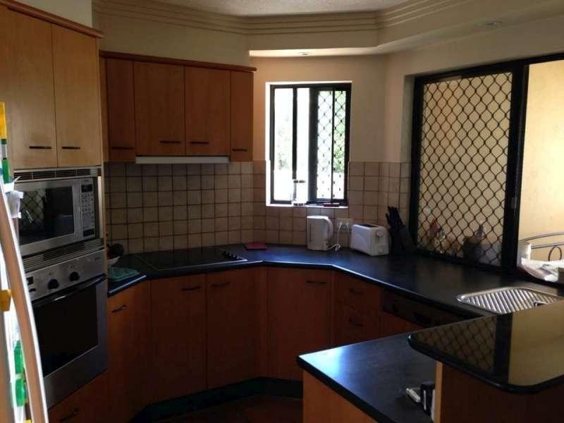 1/523 Coronation Drive, Toowong QLD 4066