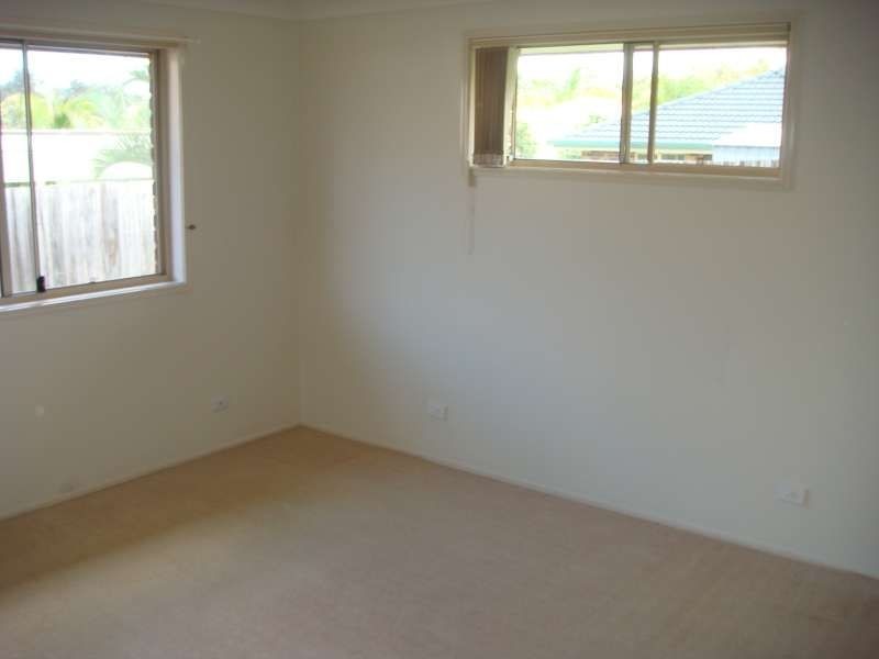 14 Fairweather Drive, Arundel QLD 4214