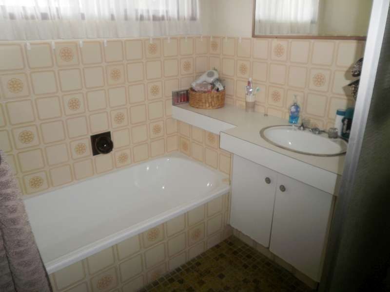 7 Cutana Court, Ashmore QLD 4214