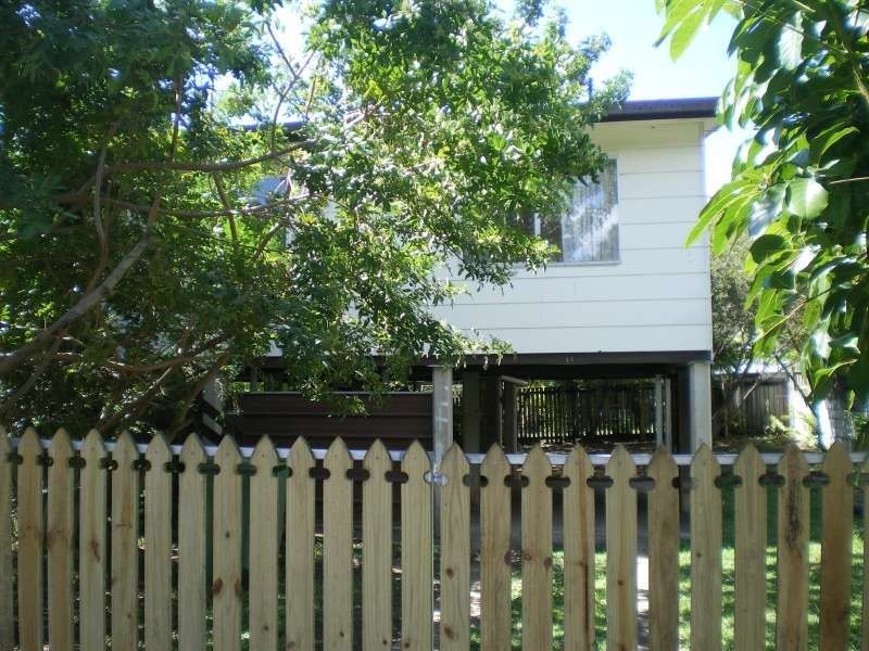 35 Hepworth Street, Labrador QLD 4215