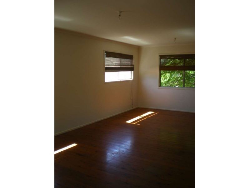 35 Hepworth Street, Labrador QLD 4215