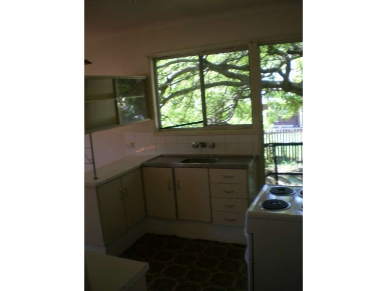 35 Hepworth Street, Labrador QLD 4215