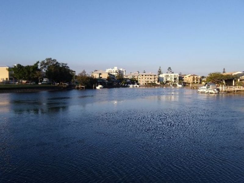 24 Annoula Avenue, Biggera Waters QLD 4216