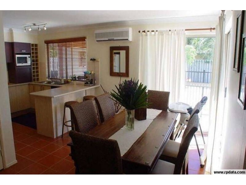 42a Sickle Avenue, Hope Island QLD 4212