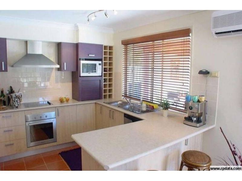 42a Sickle Avenue, Hope Island QLD 4212