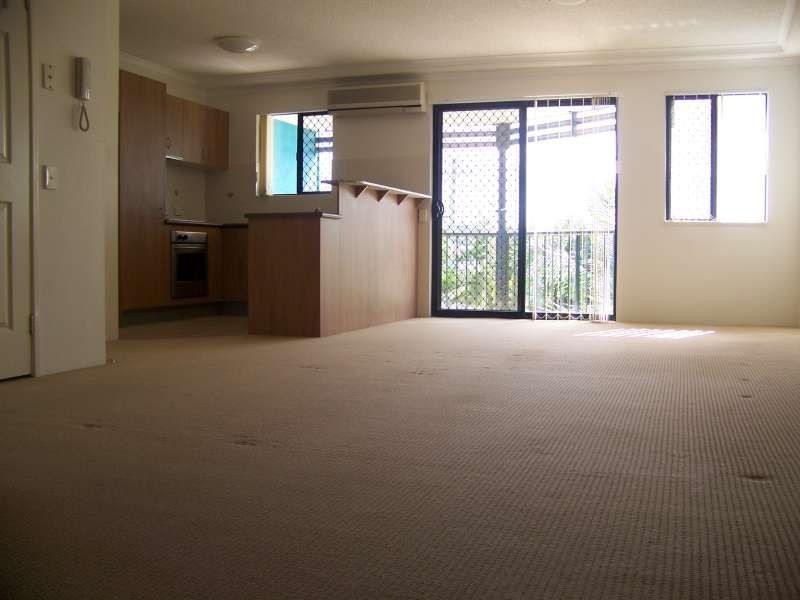 10/27 York Street, Nundah QLD 4012