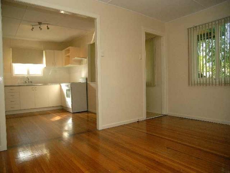 9 Connor Street, Logan Central QLD 4114