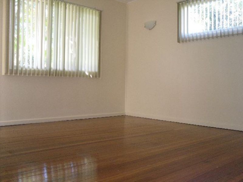 9 Connor Street, Logan Central QLD 4114