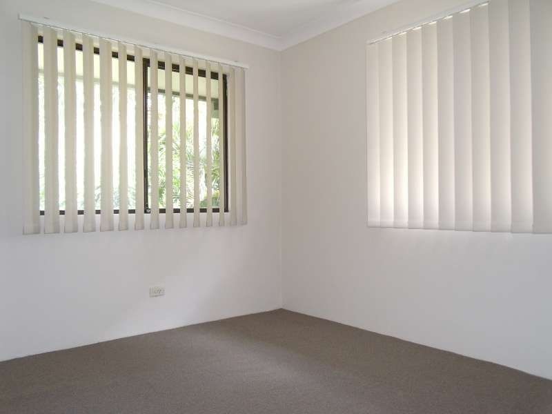 8/3 Railway Street, Southport QLD 4215