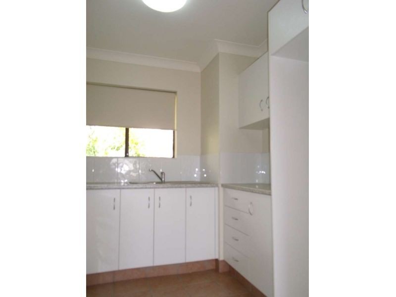 8/3 Railway Street, Southport QLD 4215