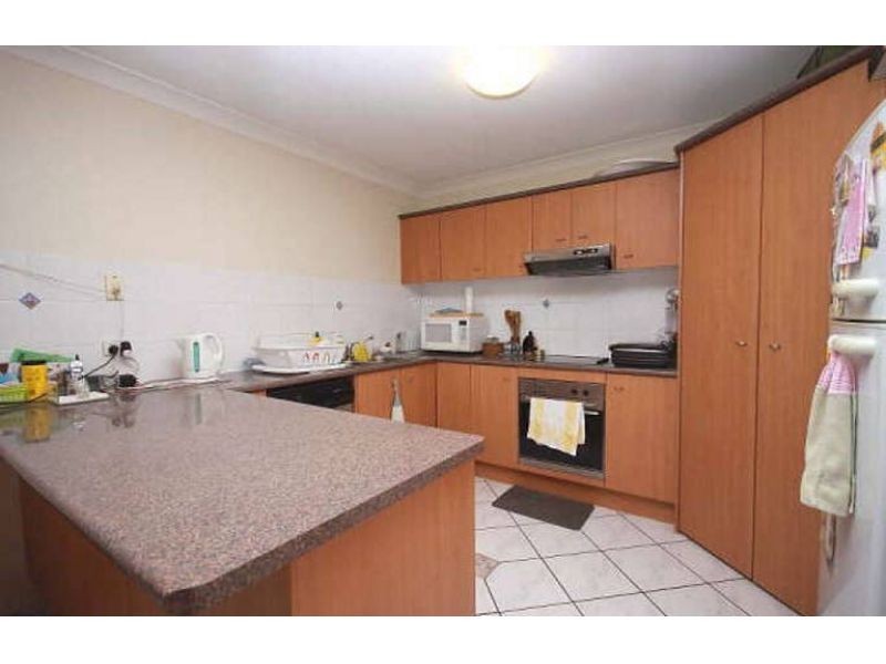 2 Greensborough Crescent, Parkwood QLD 4214