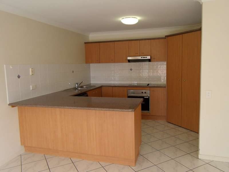 2 Greensborough Crescent, Parkwood QLD 4214