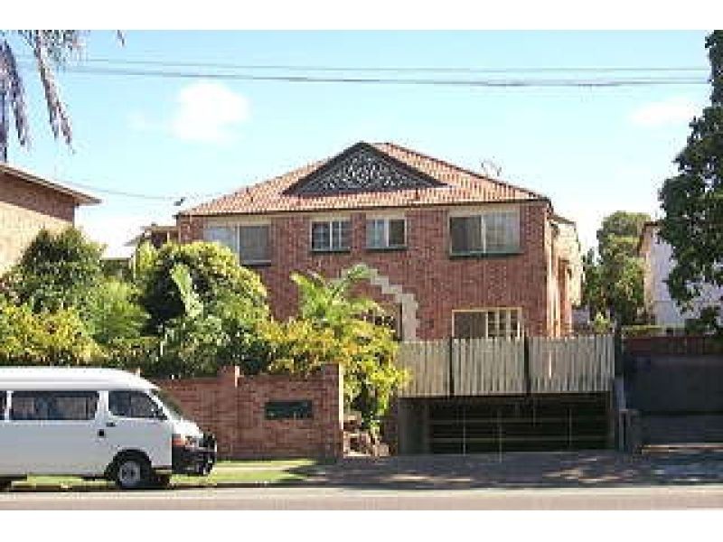 1, 208 Scarborough Street, Southport QLD 4215