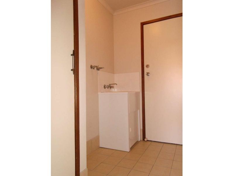 1/13 Caroline Avenue, Southport QLD 4215