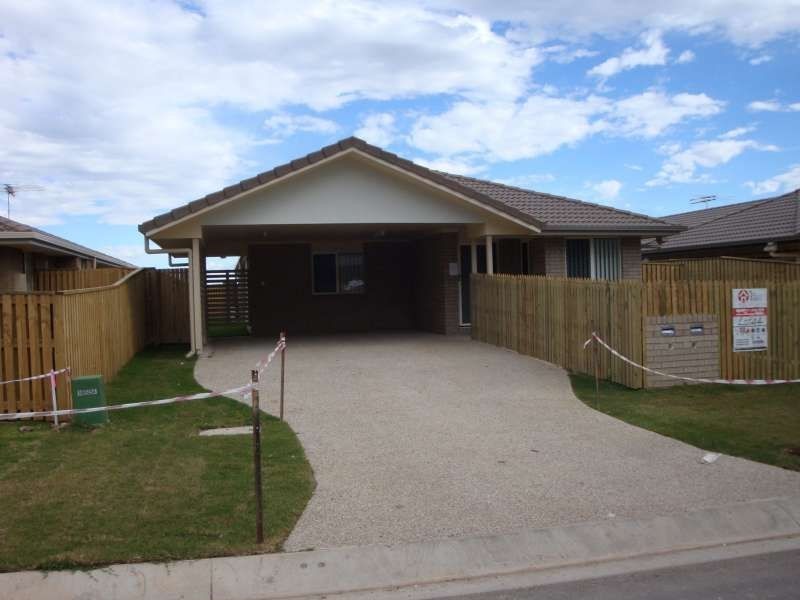 2/14 Grandview Parade, Griffin QLD 4503