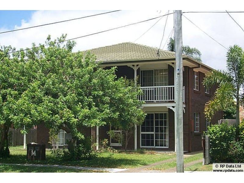 2/14 Errol Avenue, Paradise Point QLD 4216