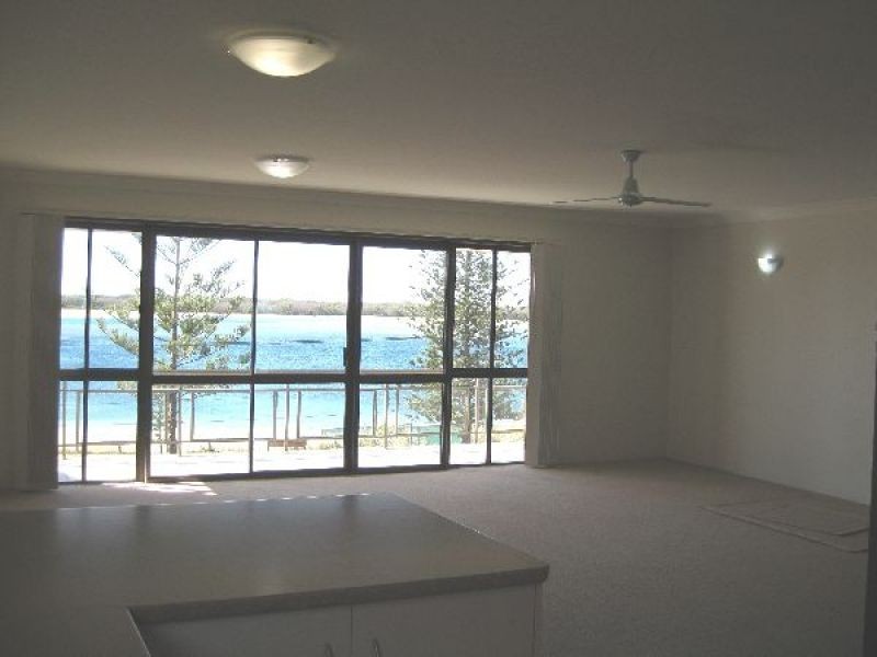 6/458 Marine Parade, Biggera Waters QLD 4216