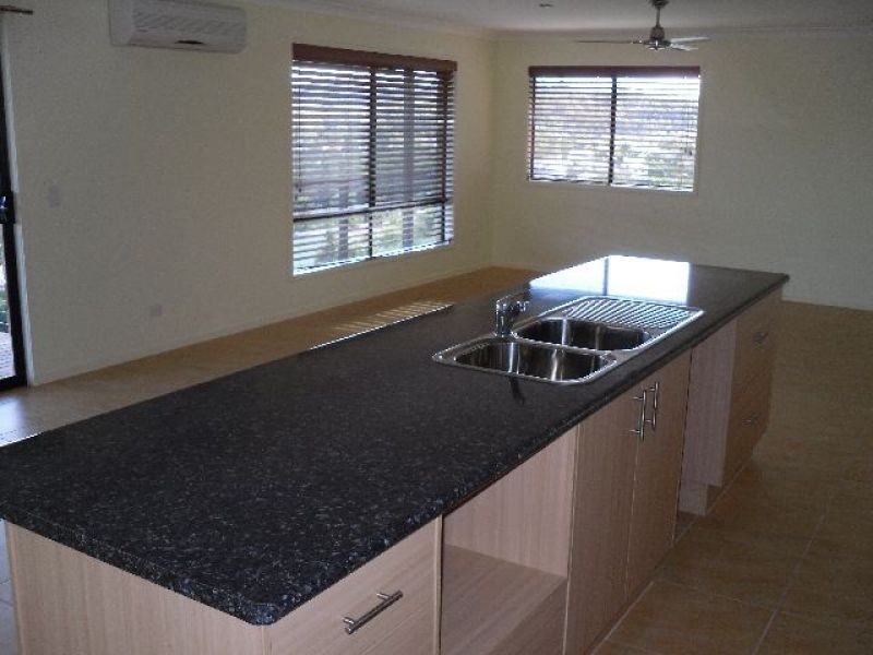 26 Lenna Court, Mount Warren Park QLD 4207