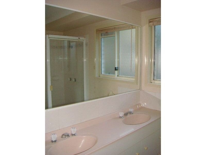 2 Cawley Place, Oxenford QLD 4210