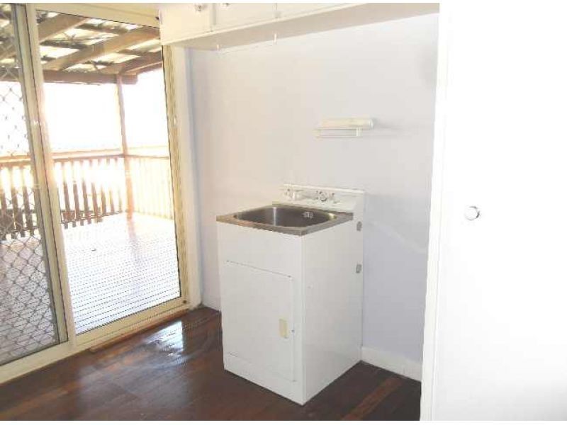 8 Redcar Street, Bulimba QLD 4171