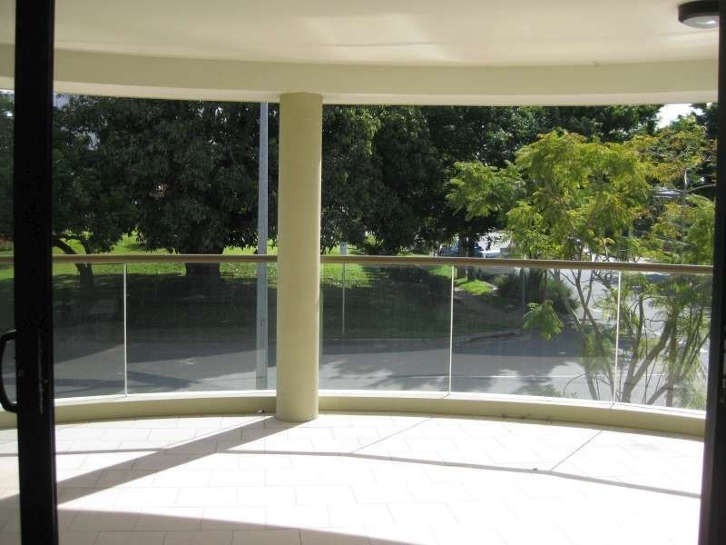 10/86 Brighton Road, Sandgate QLD 4017