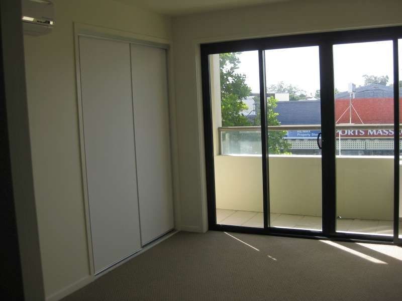 10/86 Brighton Road, Sandgate QLD 4017