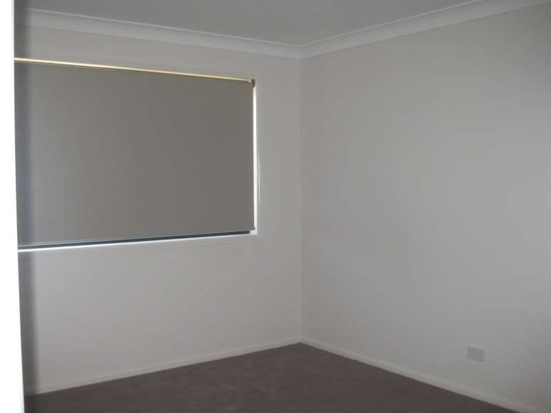 6 Diane Parade, Kallangur QLD 4503