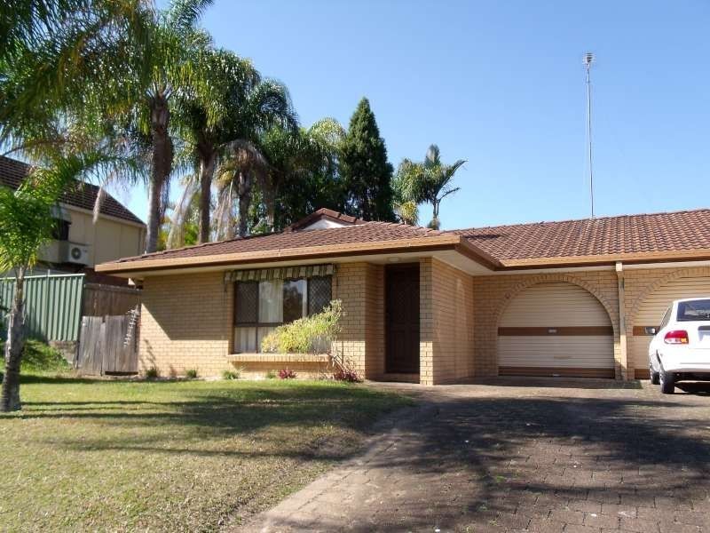 1/32 Corunna Crescent, Ashmore QLD 4214