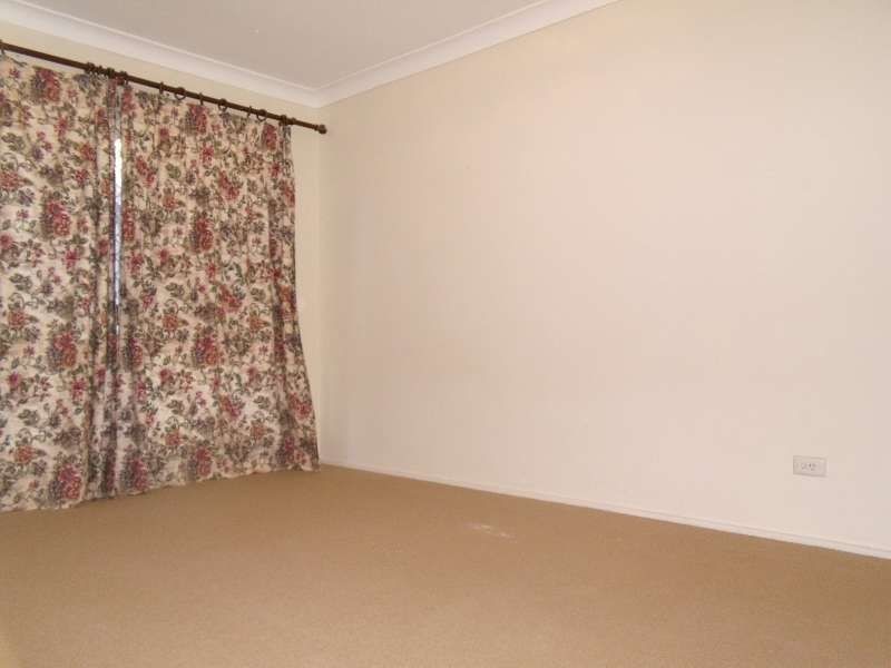 1/32 Corunna Crescent, Ashmore QLD 4214