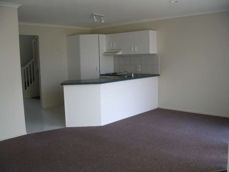 3/6 Harley Street, Labrador QLD 4215