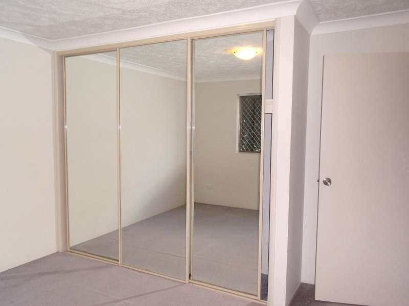 2/28 Smith Street, Southport QLD 4215