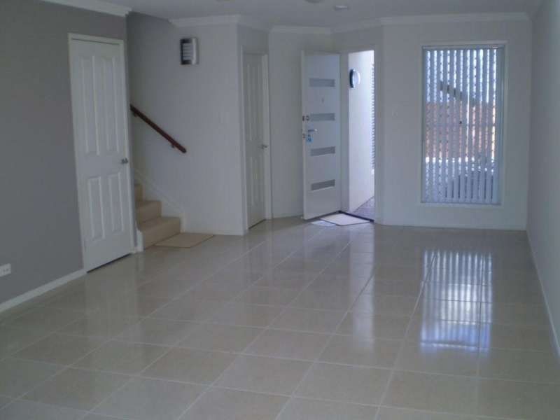 8/21-23 Thompson Crescent, Clontarf QLD 4019