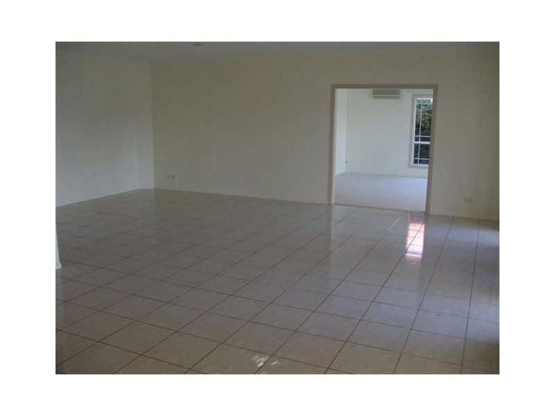 36 Montevideo Drive, Clear Island Waters QLD 4226