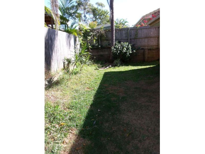 1/182 Whiting Street, Labrador QLD 4215