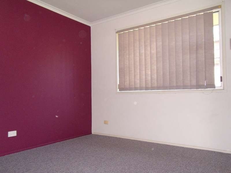 1/182 Whiting Street, Labrador QLD 4215
