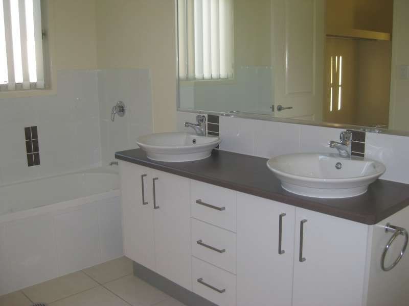 10/13-15 Lane Street, Clontarf QLD 4019