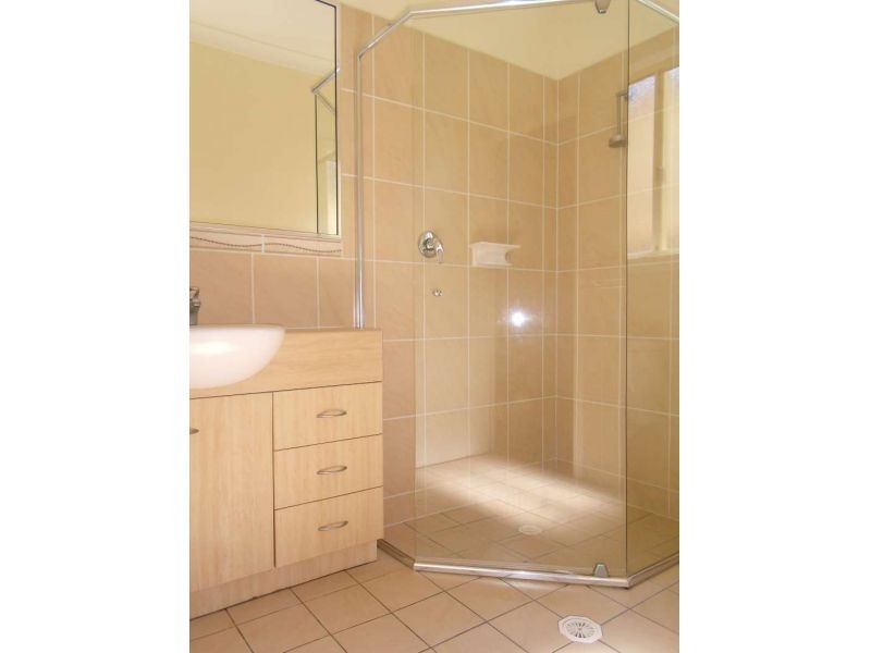 1/43 Beale Street, Southport QLD 4215