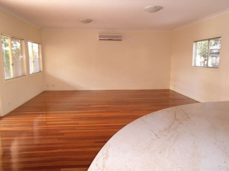 1/43 Beale Street, Southport QLD 4215