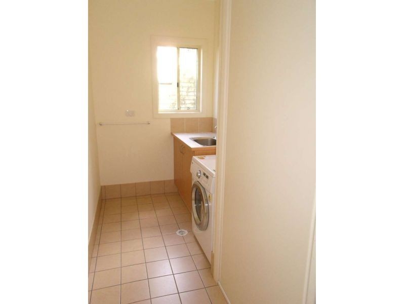 1/43 Beale Street, Southport QLD 4215