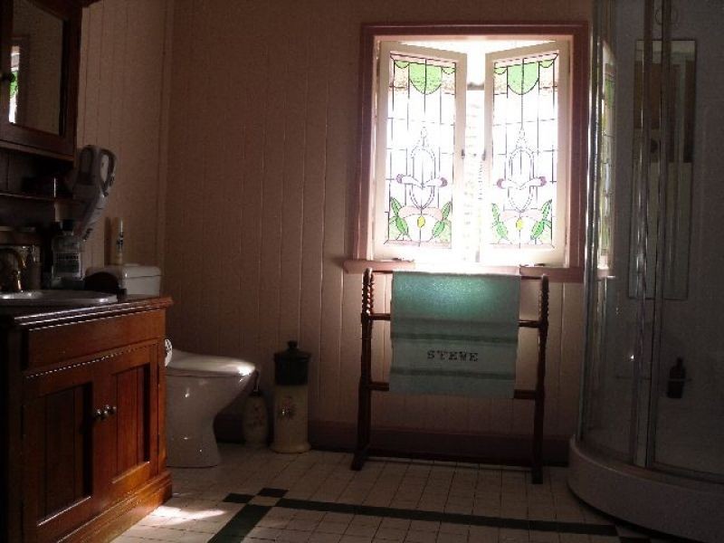 31 Nicholson Street, Greenslopes QLD 4120