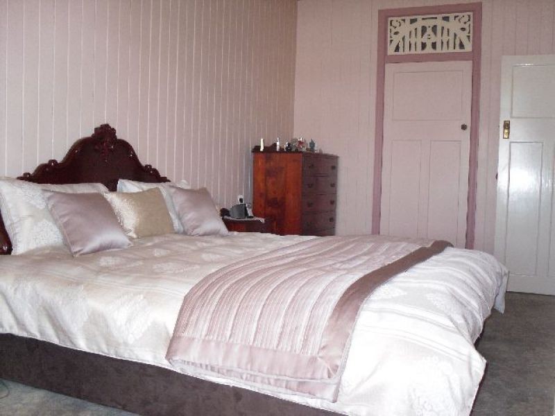 31 Nicholson Street, Greenslopes QLD 4120