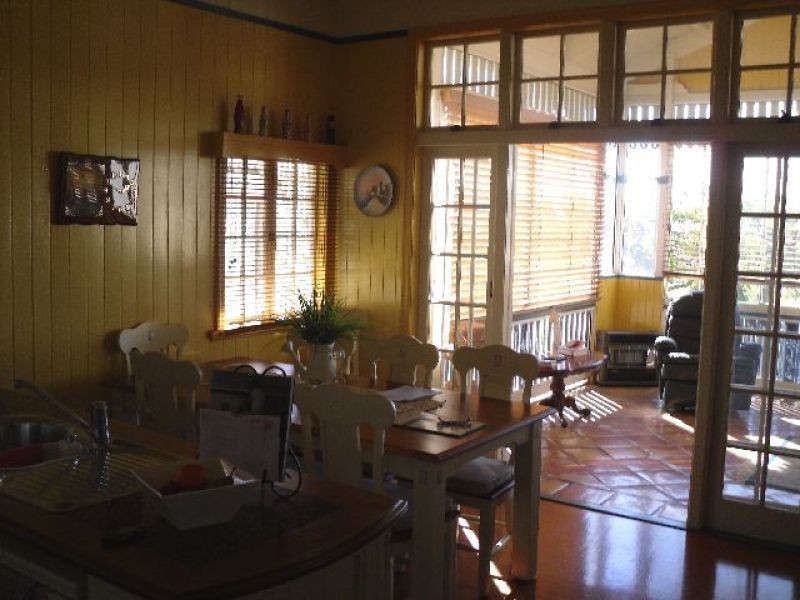 31 Nicholson Street, Greenslopes QLD 4120